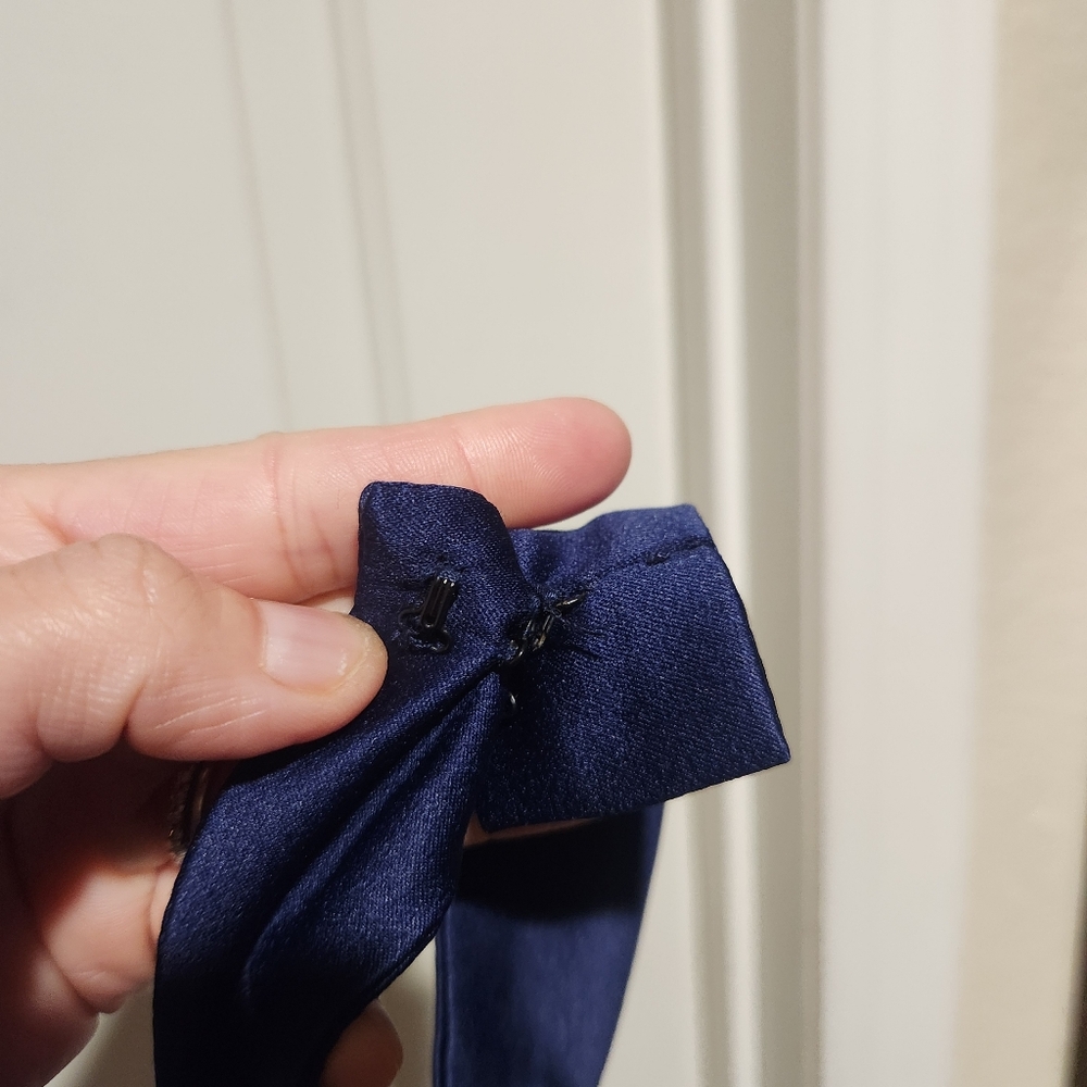 ELLIATT Blue Satin Drapey Asymmetrical Dress Cocktail Party Small - Picture 10 of 10